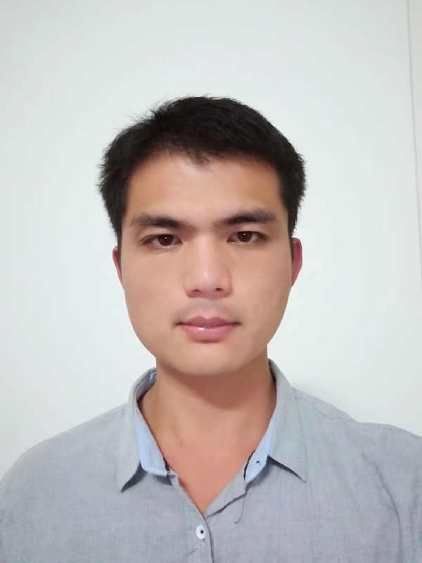 秋天的童话的第一张照片--贺州蓝颜知己交友网